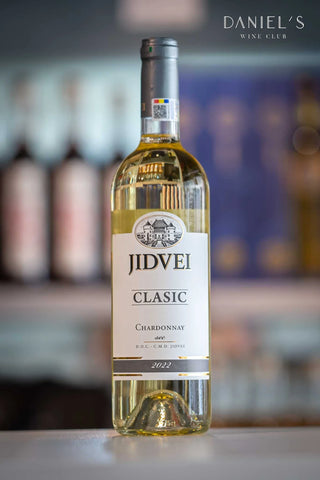Să ne bucurăm de versatilitatea soiului Chardonnay | set de 5 sticle | 15% OFF + reducere membru