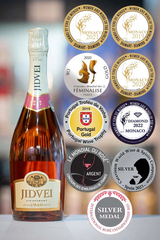 Delicious bubbles from Transylvania / Enjoy a bundle of two bottles / 10% OFF